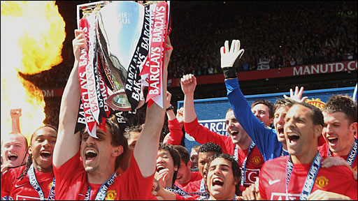 Manchester United celebrate their Premier League title win