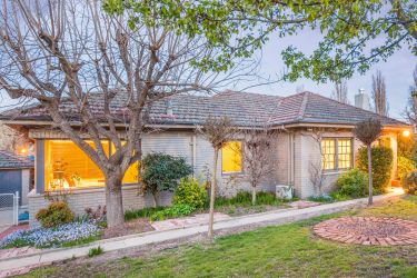 Restored Griffith cottage retains charm with cornices, timber floors and sash windows