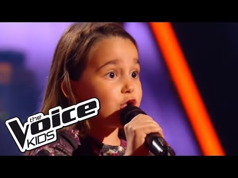 The Voice Kids 2016 | Manuela - Andalouse (Kendji Girac) | Blind Audition