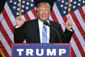 Donald Trump speaking to supporters at an immigration policy speech at the Phoenix Convention Center in Phoenix, Arizona, 31 August 2016