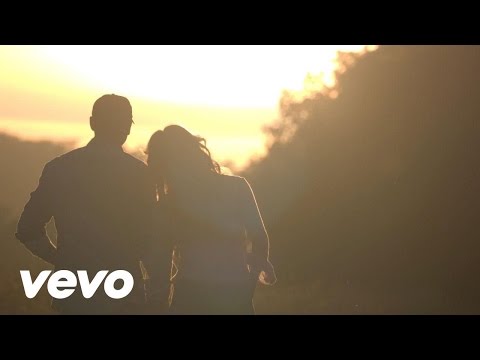 Tim McGraw - Meanwhile Back At Mama’s ft. Faith Hill