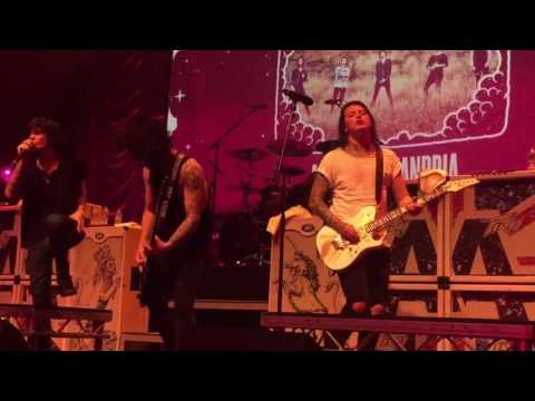 Asking Alexandria - The Black (Live, KERRANG! Awards, London 2016)