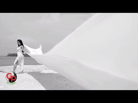 JULIA PEREZ - Merana [Official Music Video]