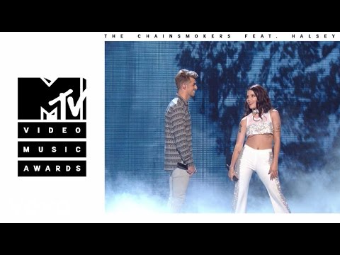 The Chainsmokers - Closer (Live from the 2016 MTV VMAs) ft. Halsey