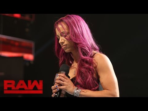 Sasha Banks addresses her back injury: Raw, Sept. 5, 2016