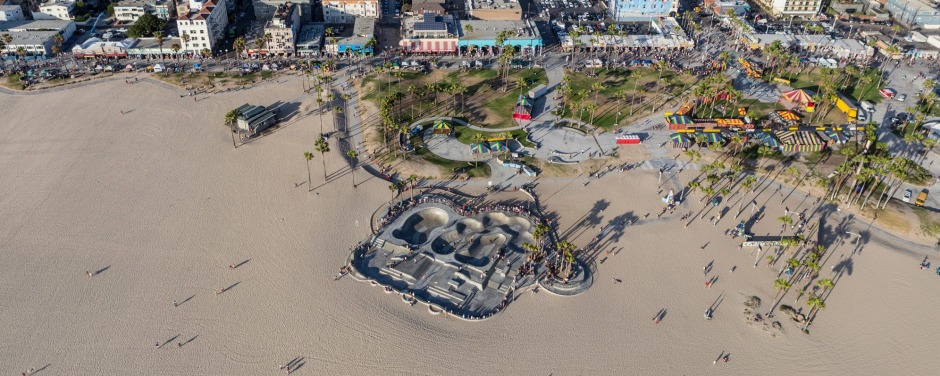 LA in a nutshell: Venice Beach from the air. Hotel Erwin is at the top right.
