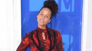 Alicia Keys leading the 'no make-up' charge at the 2016 MTV Video Music Awards.