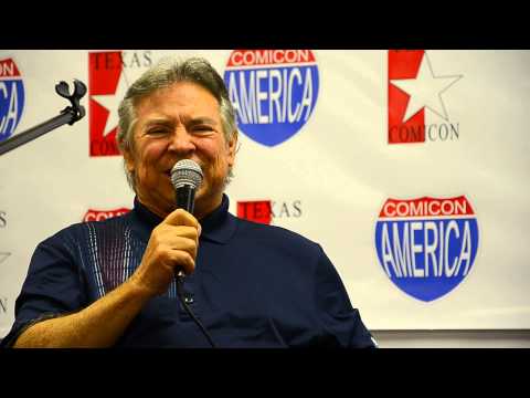 Peter Cullen & Frank Welker voice Eeyore, Ironhide, Megraton, Galvatron - Texas Comicon 2015