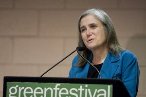 Amy Goodman, award-winning journalist and host of Democracy Now! addresses the 2010 Chicago Green Festival.