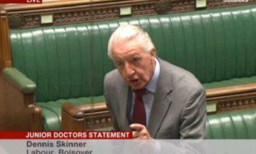 Labour legend Dennis Skinner slams Jeremy Hunt over the junior doctors' contract, in the best way possible [VIDEO]