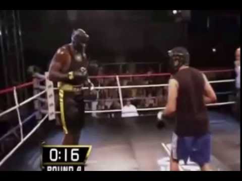 Shaquille O'Neal vs Oscar dela Hoya Boxing Match