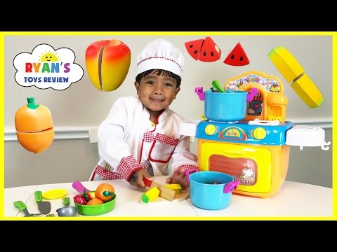 TOY CUTTING VELCRO FRUITS AND VEGETABLES Toy kitchen cooking soup Learn names of fruits & Vegetables