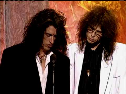 Aerosmith induct Led Zeppelin Rock and Roll Hall of Fame inductions 1995