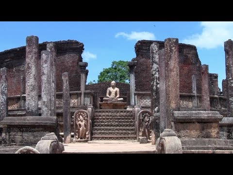 1. Polonnaruwa Ancient City (Ancient Buddhist Sites in Sri Lanka)