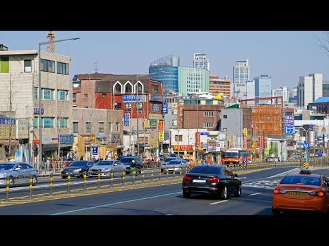 Walking in Seoul (South Korea)