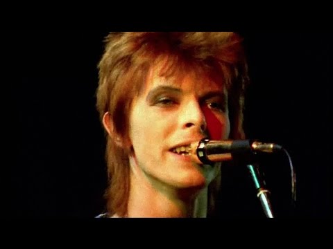 David Bowie - Starman - live 1972 (rare footage / 2016 edit)