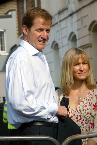 IP2296421ALISTAIR CAMPBELL 