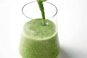 How to make a quick kale smoothie