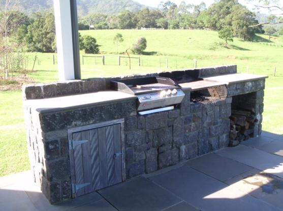 Outdoor Kitchen Ideas by Stonehedge