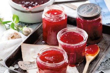 How to sterilise jars