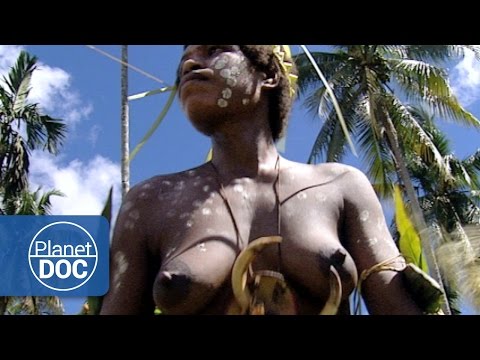 Women Crocodile in Papua New Guinea | World Curiosities