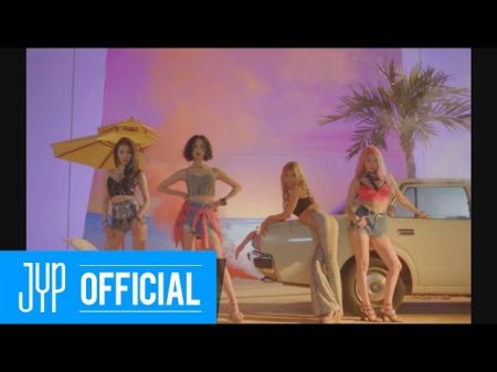 Wonder Girls dials it back to the &#039;70s in &#039;Why So Lonely&#039; music video