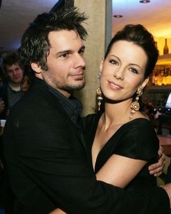 Kate Beckinsale is getting a divorce 