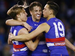 Kangaroos v Western Bulldogs