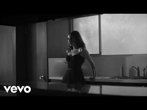 BANKS - This Is What It Feels Like (Official Video)