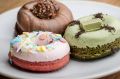 Cakes and doughnuts in the workplace are fuelling the obesity epidemic, a British dental leader says.