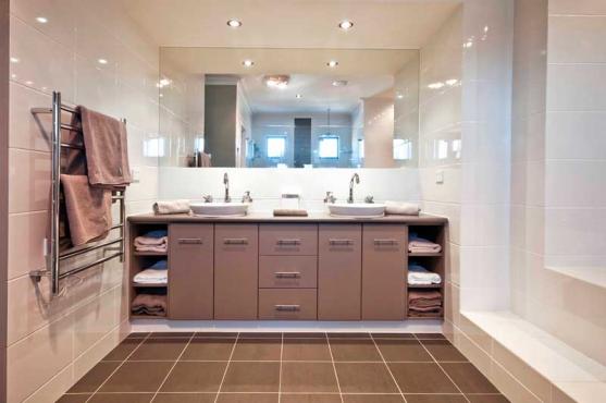 Bathroom Design Ideas by Colour Solutions by Lynn