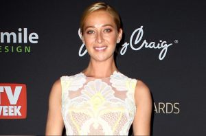 MELBOURNE, AUSTRALIA - APRIL 15: Actress Asher Keddie arrives at the 2012 Logie Awards at the Crown Palladium on April ...