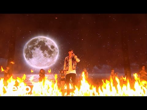 Justin Bieber - Love Yourself & Sorry - Live at The BRIT Awards 2016 ft. James Bay