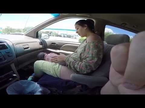 Woman gives birth to 10lb baby in car