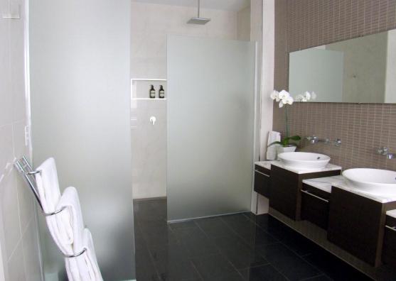 Bathroom Design Ideas by Professional Tiling & Waterproofing