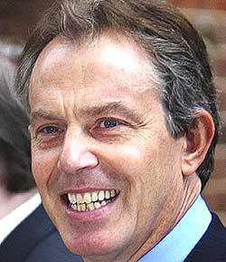 Tony_Blair_270104_132530c.jpg