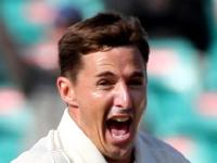 03/01/2008 SPORT: Cricket - 2nd Test Sydney Day 2 - Australia vs India @ SCG .Brad Hogg celebrates his wicket of V.V.S. Laxman caught by Michael Hussey ( right) Pic;Gregg Porteous