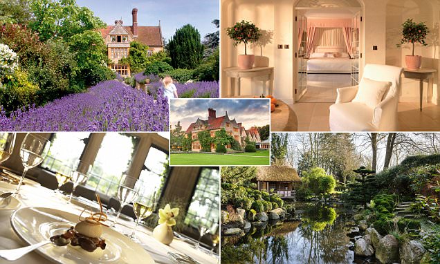 Inside Raymond Blanc's five-star Oxford manor house where the food is SO good, guests