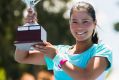 Risa Ozaki won the women's Canberra International in straight sets.