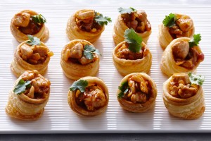 Butter chicken vol-au-vents