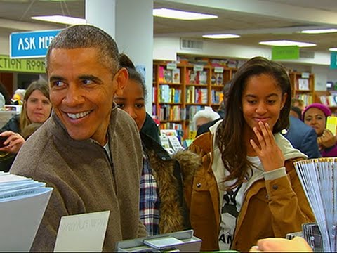 Raw: Obama Goes Shopping at DC Bookstore