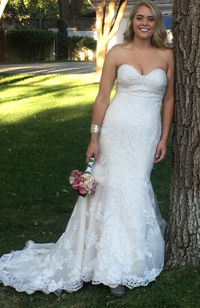 Haley Smith’s bridal shoot, looking fit, healthy, and very happy.