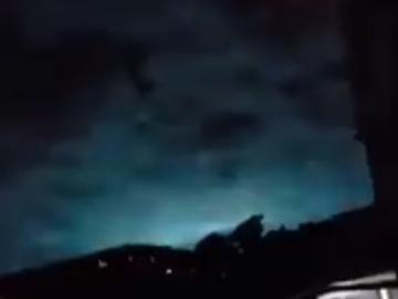 Strange bright lights in sky during NZ quake