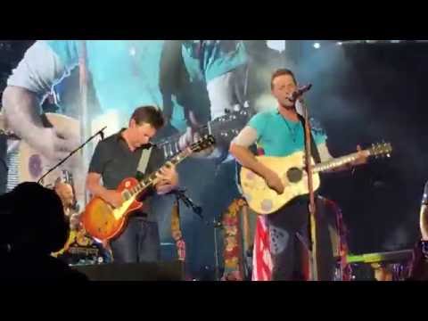 Coldplay w/ Michael J Fox - Earth Angel and Johnny B. Goode