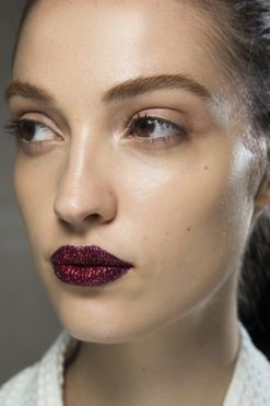 The guide to perfecting the perfect holiday red lip
