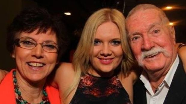 Tanami (centre) with her mum Vivien and dad Nabob (Don) on the night of her 21st birthday.