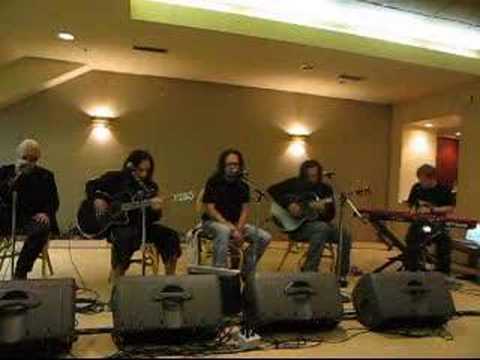 KoRn Acoustic Kiss