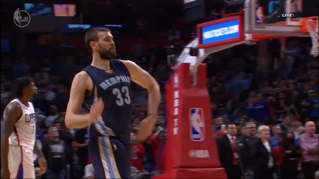 Gasol's McGregor style strut