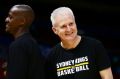 Sydney coach Andrew Gaze with another former Melbourne Tiger, Kings assistant Lanard Copeland.