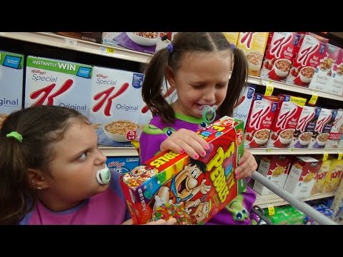 Bad Baby Real Food Fight Victoria vs Annabelle & Freak Daddy Toy Freaks Family